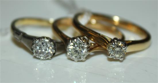 3 diamond solitaire rings